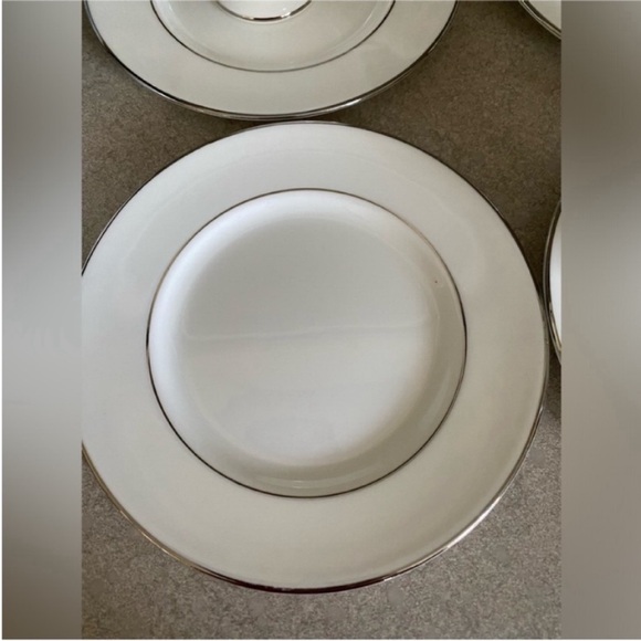 Wedgwood Regal Platinum Bread & Butter Plate and Footed Teacups Cups Set of 6 - Picture 5 of 11